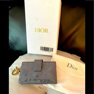 SURPRISE GIFT! + Lady Dior Grey Ash Patent Cannage 5 gusset Card Holder Wallet